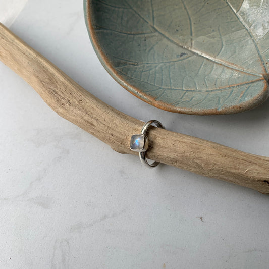 moonstone silver ring