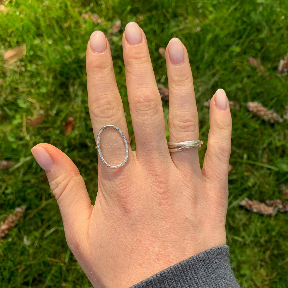 Oval silver ring