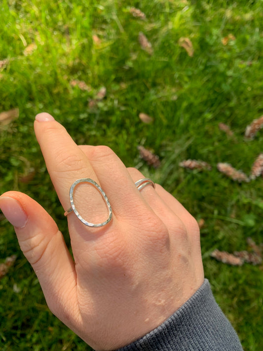 Oval silver ring